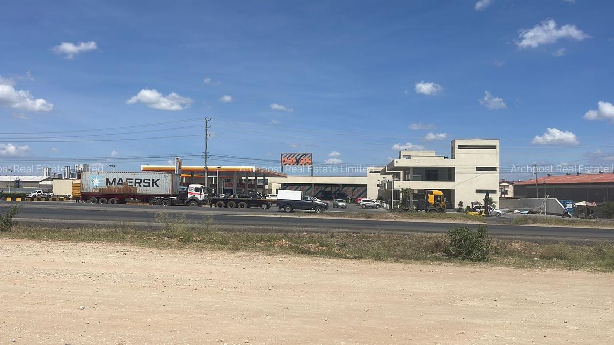 5 ac Commercial Land at Touching Mombasa Road - 1