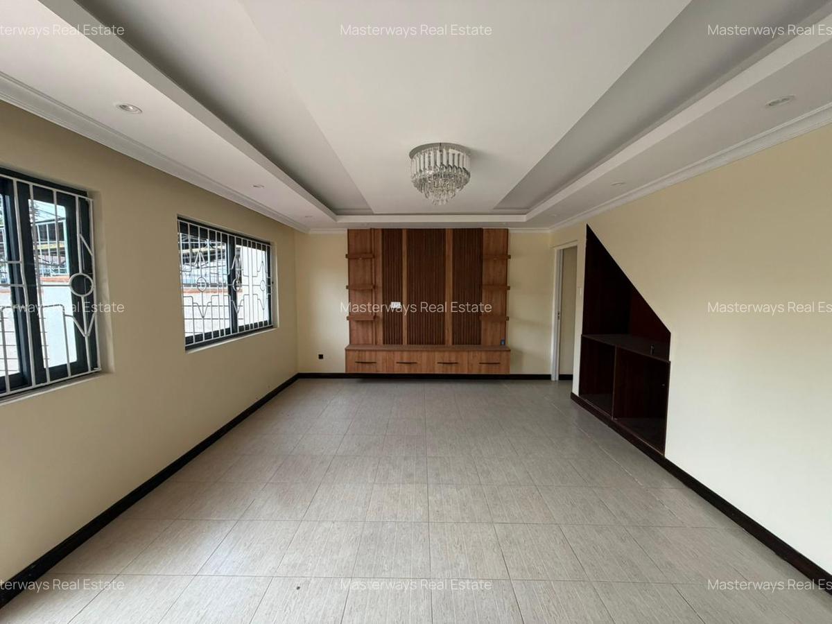 4 Bed House with En Suite in South B - 2