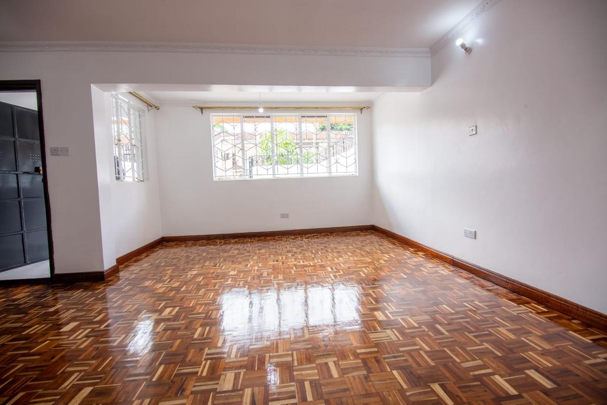 4 Bed Townhouse with En Suite in Lavington - 5