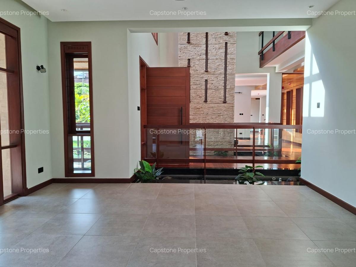 4 Bed House with En Suite in Runda - 11