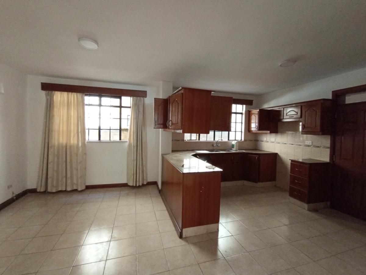2 Bed Apartment with En Suite at Brookside - 2