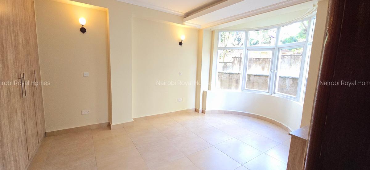 3 Bed Apartment with En Suite at Lavington Hatheru - 8