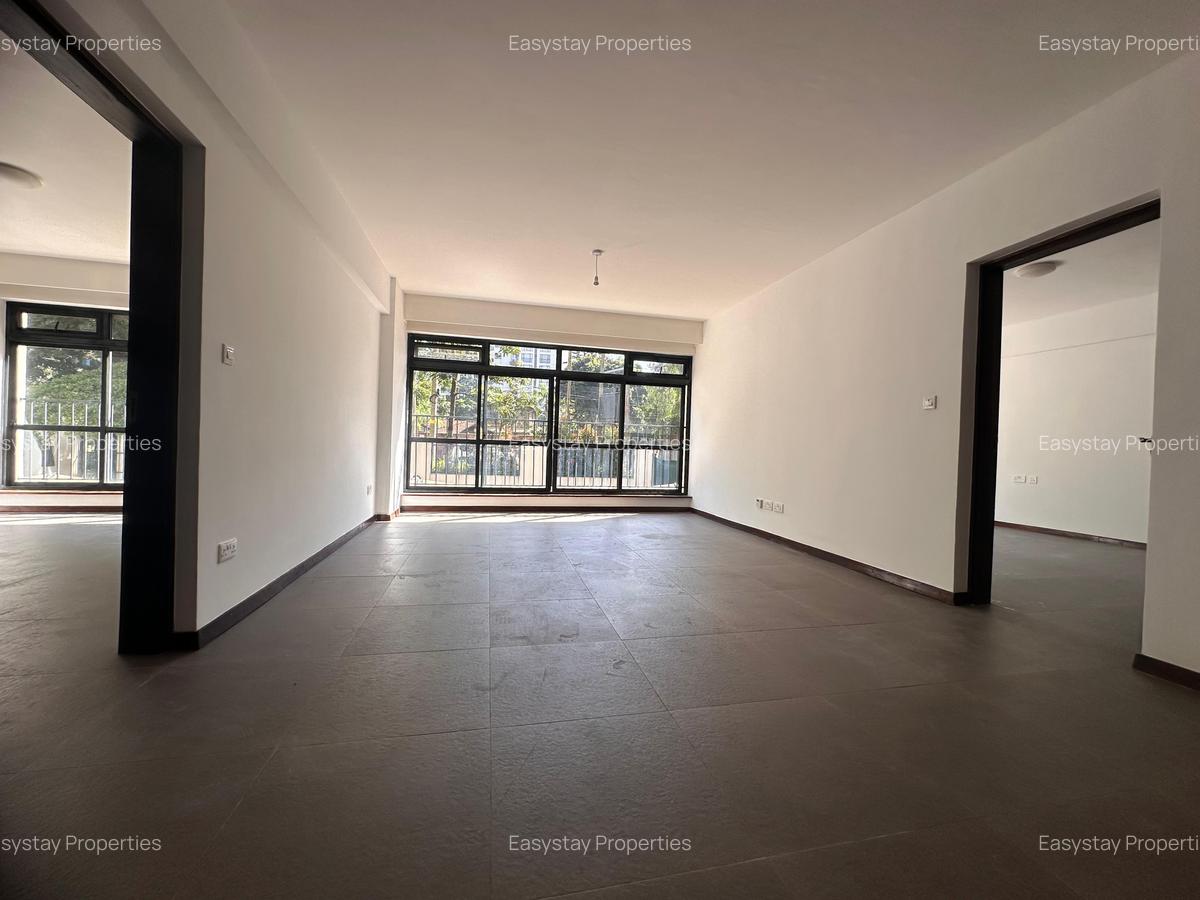 2 Bed Apartment with En Suite in Riverside - 1