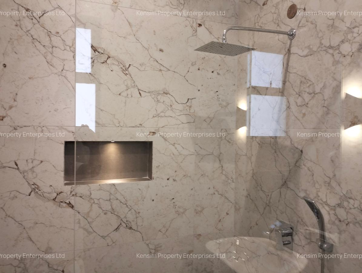 5 Bed Townhouse with En Suite in Lavington - 7