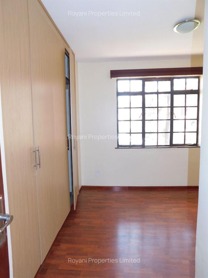 2 Bed Apartment with En Suite at Fourways Junction Estate - 10