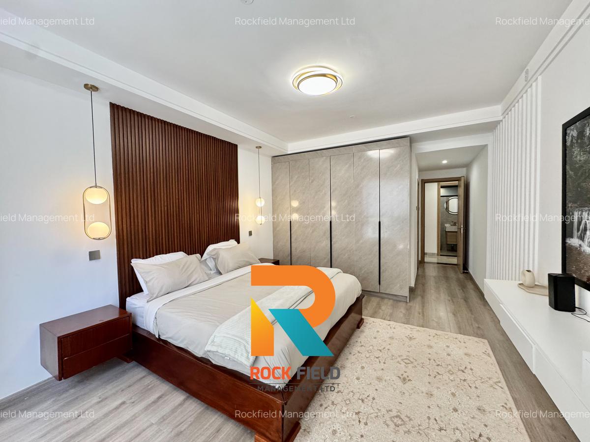 Furnished 3 Bed Apartment with En Suite in Riverside - 12