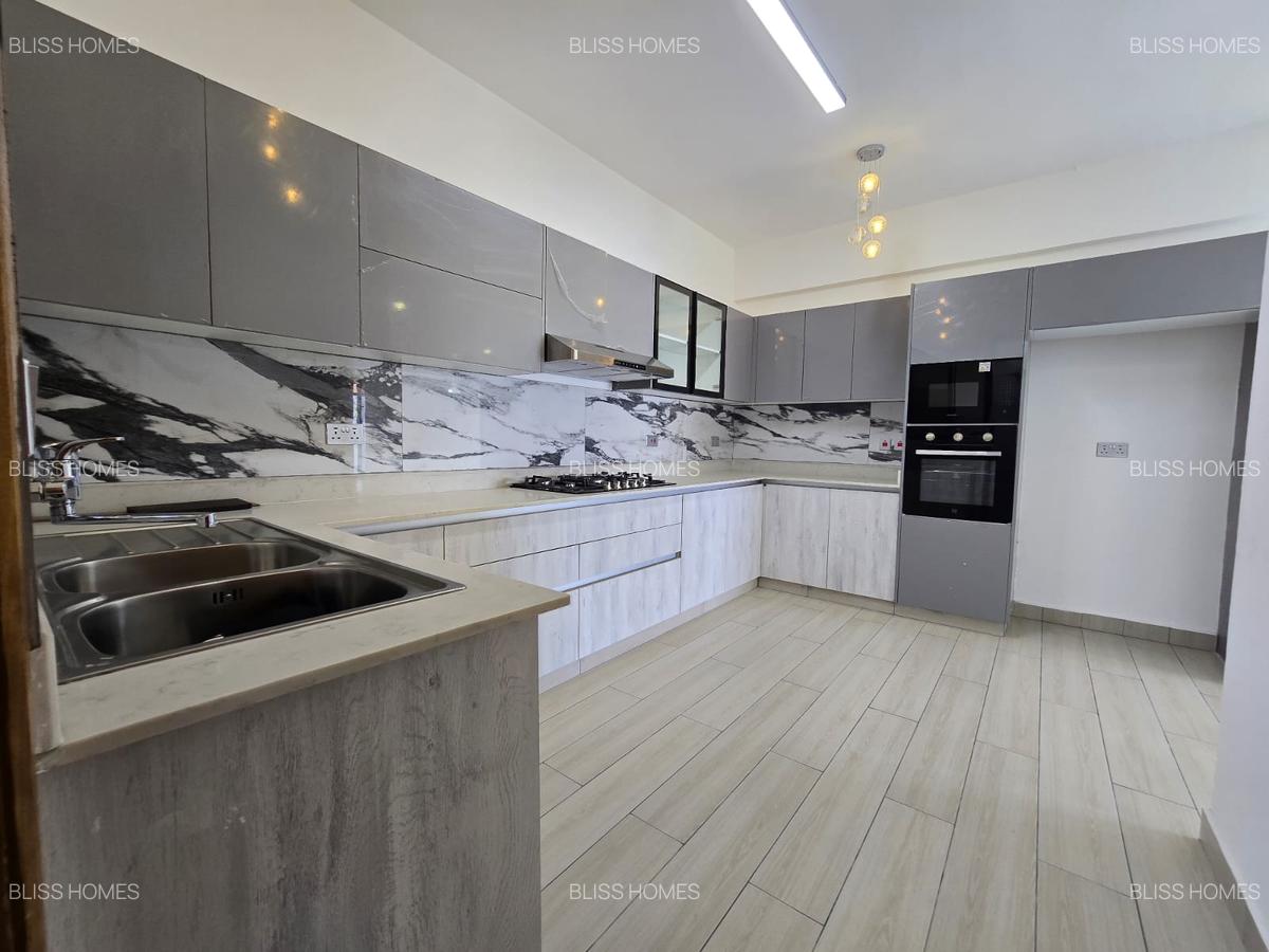 3 Bed Apartment with En Suite at Nyali - 6