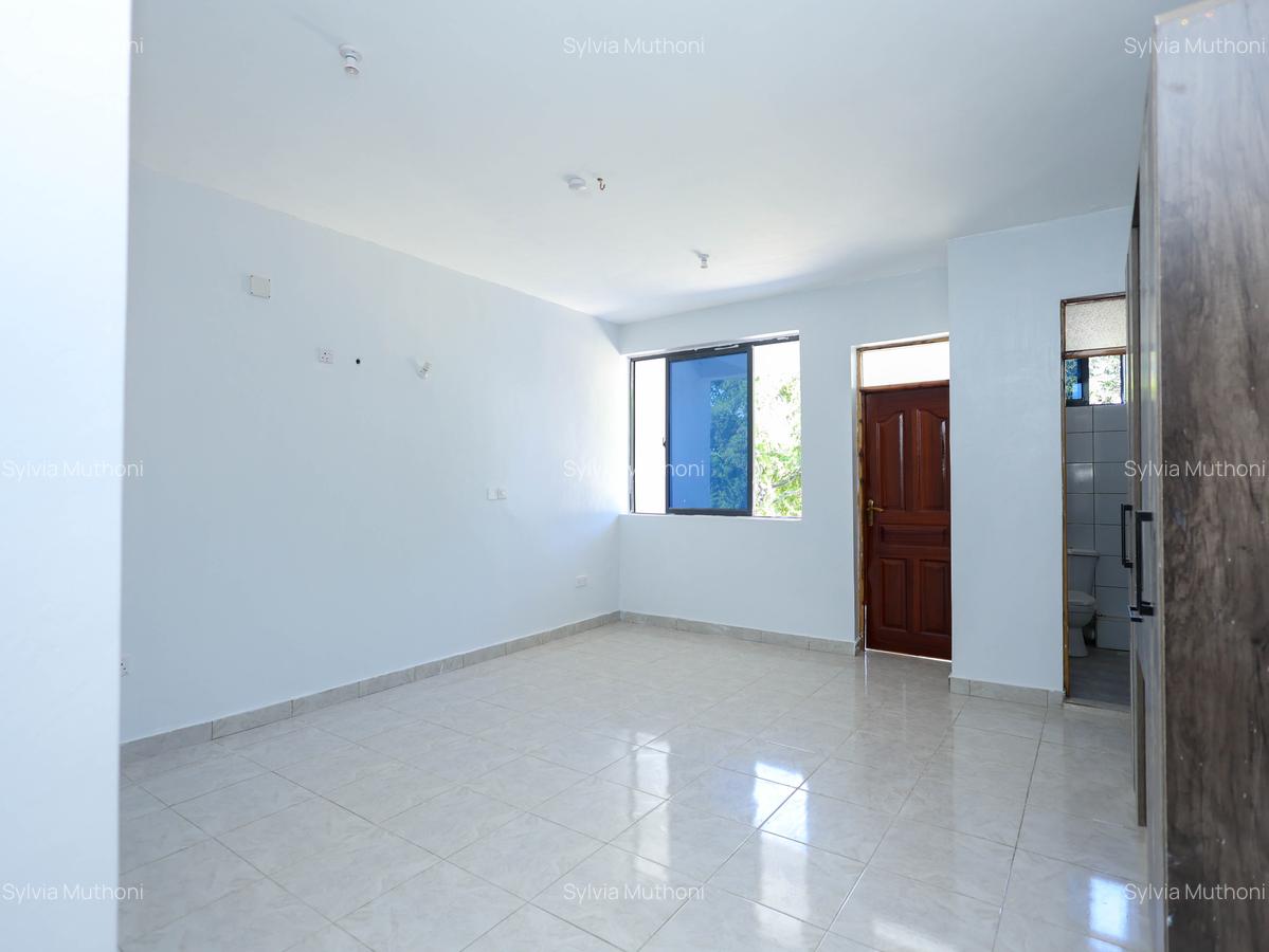 4 Bed Townhouse with En Suite at Twiga Road - 14