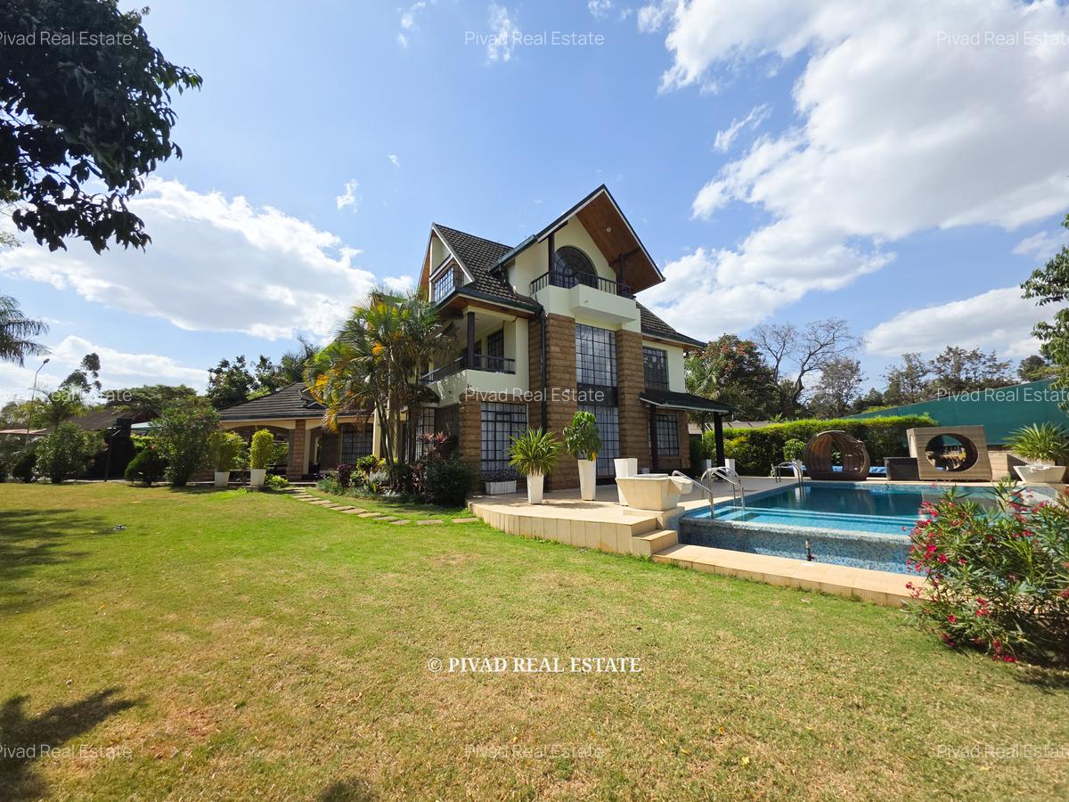 5 Bed House with Swimming Pool in Garden Estate - 1