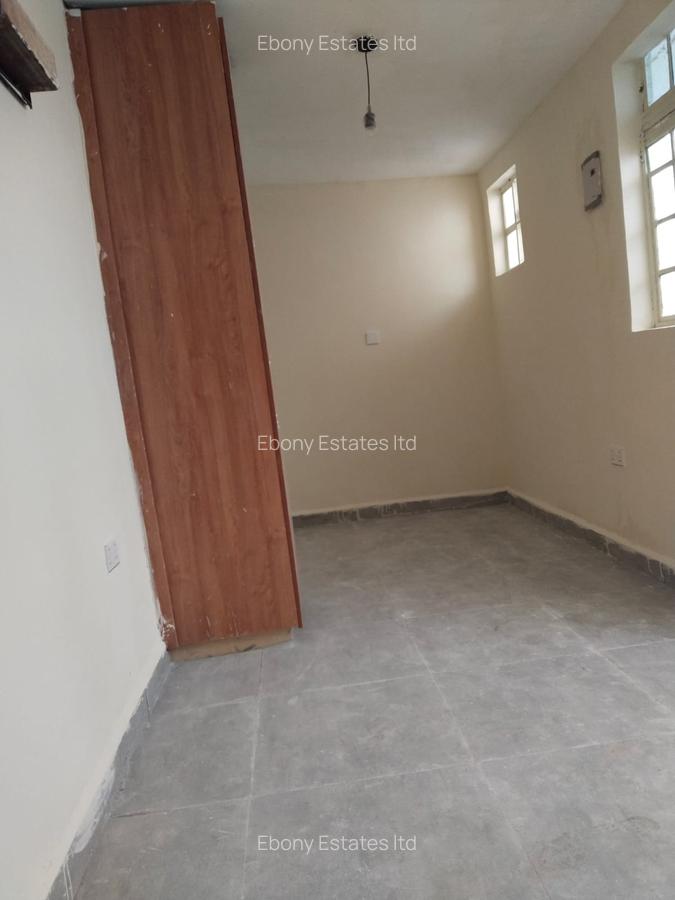 Bedsitter in Lavington - 6