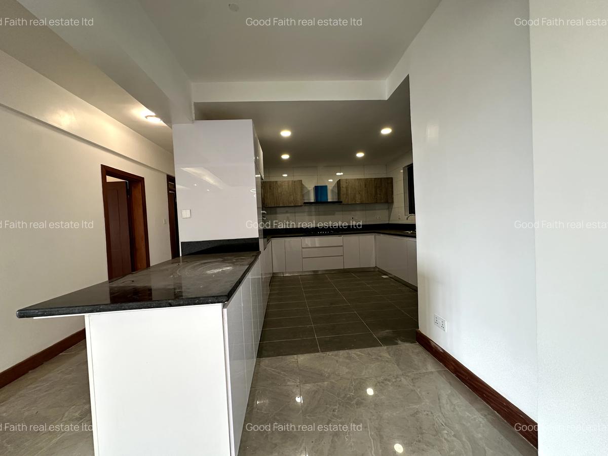 4 Bed Apartment with En Suite in Kileleshwa - 4