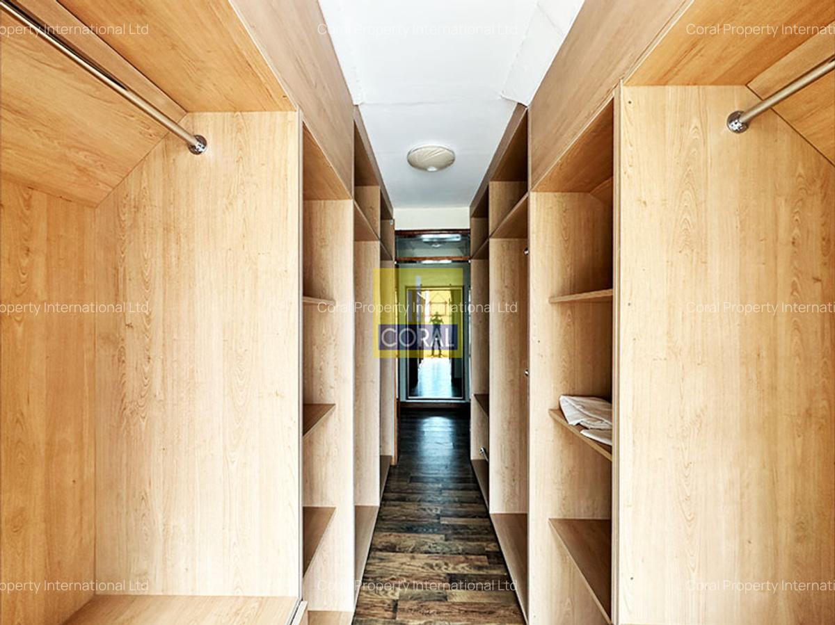 4 Bed Townhouse with Swimming Pool in Limuru - 12