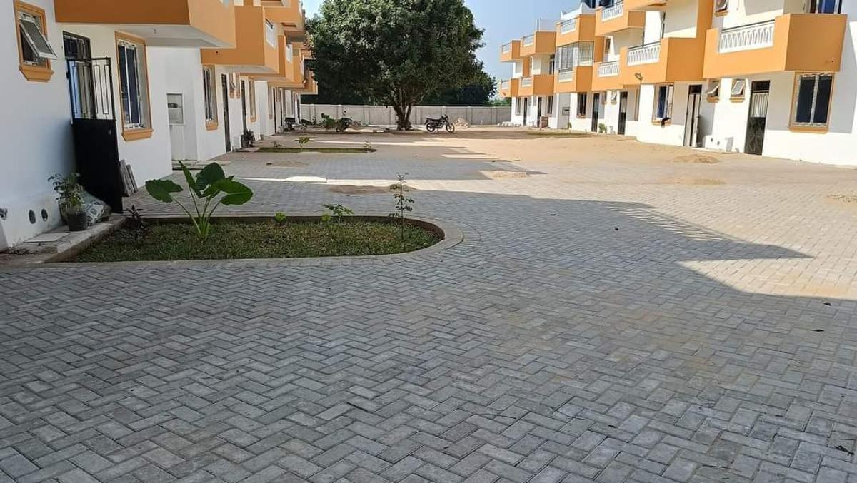 3 Bed Townhouse with En Suite at Mtwapa - 3