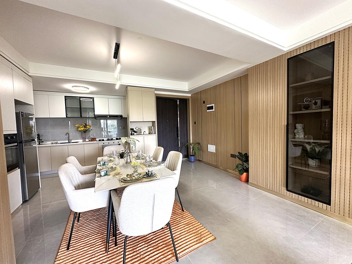 3 Bed Apartment with En Suite at Riverside - 5