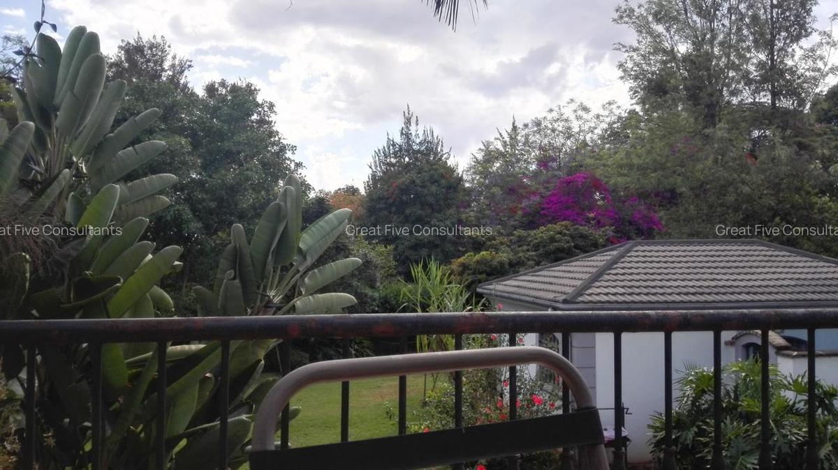 4 Bed Villa with En Suite in Runda - 11