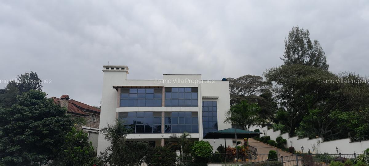 6 Bed House with En Suite at Nyari Central - 3