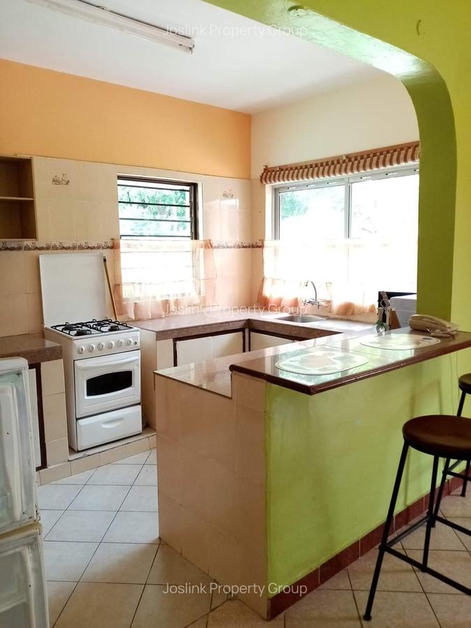 Serviced 3 Bed Apartment with En Suite in Nyali Area - 16