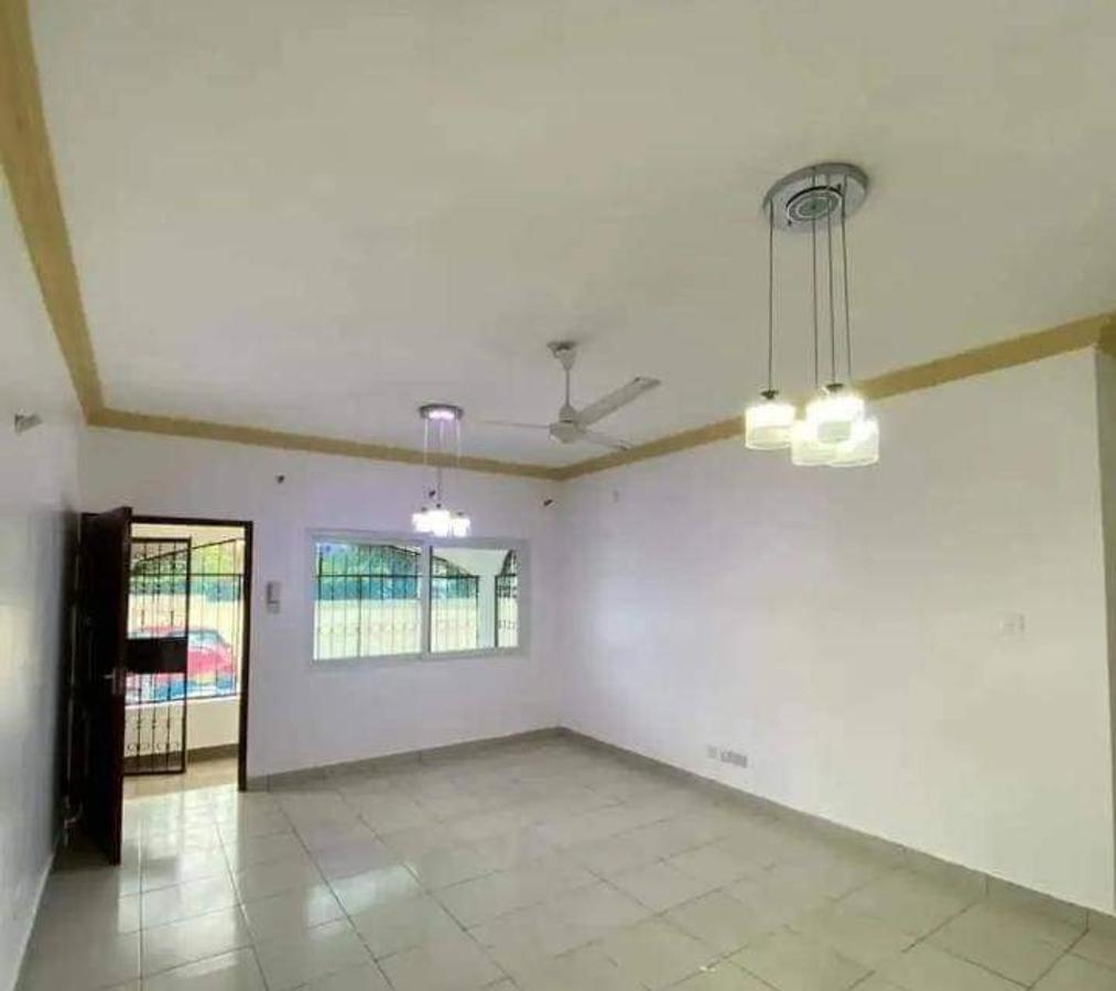 3 Bed Apartment with Borehole at Bea - 5