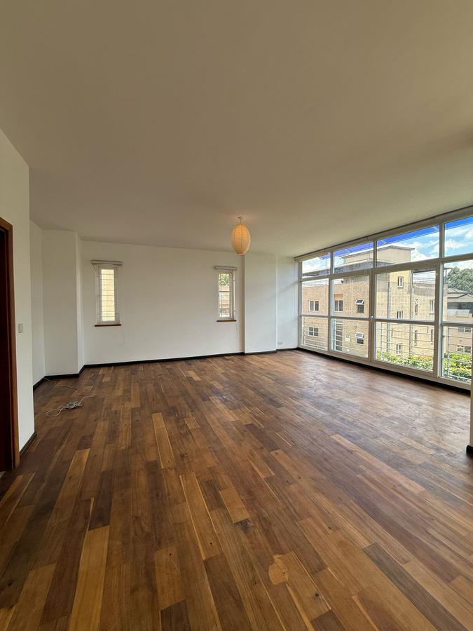 4 Bed Townhouse with En Suite in Lavington - 9
