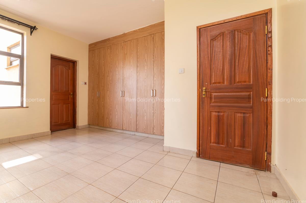 3 Bed Apartment with En Suite at Next Gen Mall - 18
