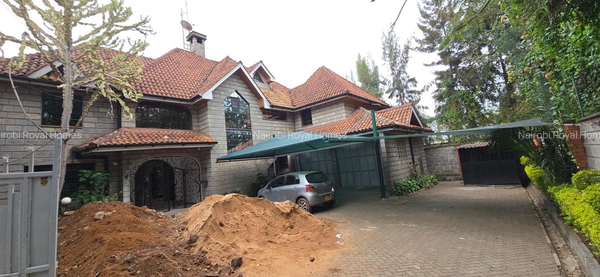 5 Bed Townhouse with En Suite at Lavington Green - 20