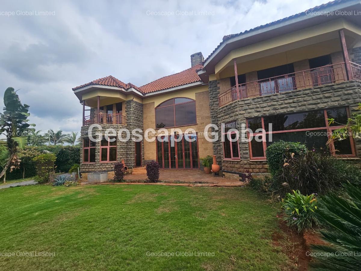 4 Bed House with En Suite in Ridgeways - 7