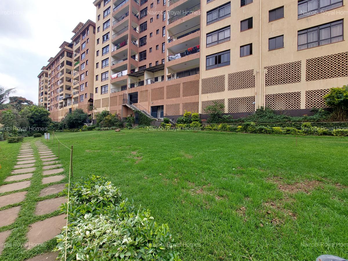 4 Bed Apartment with En Suite at Githunguri Road - 1