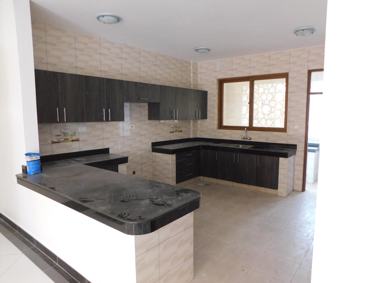 3 Bed Apartment with En Suite at Nyali - 18