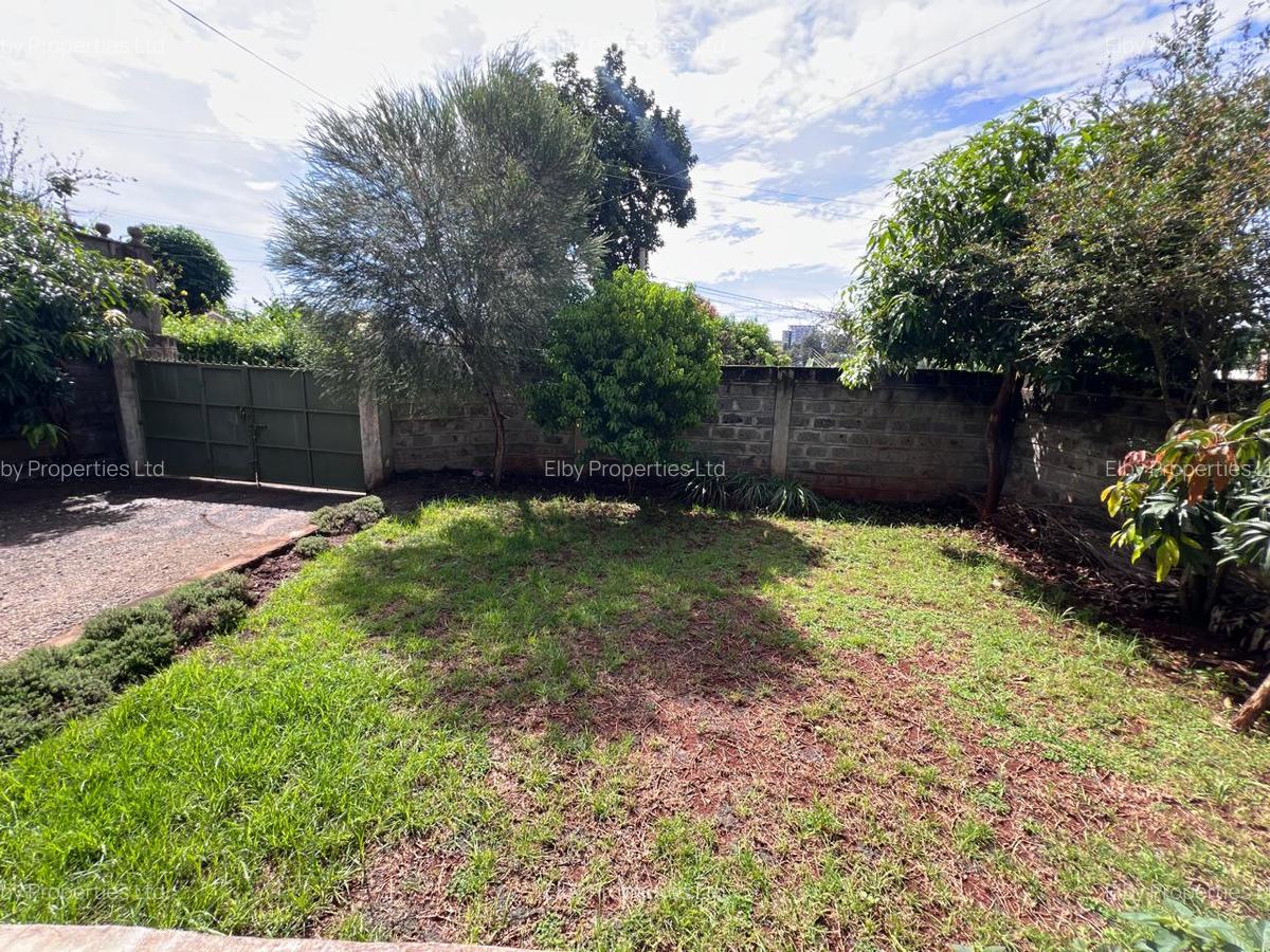 3 Bed Apartment with Staff Quarters in Ruaka - 11