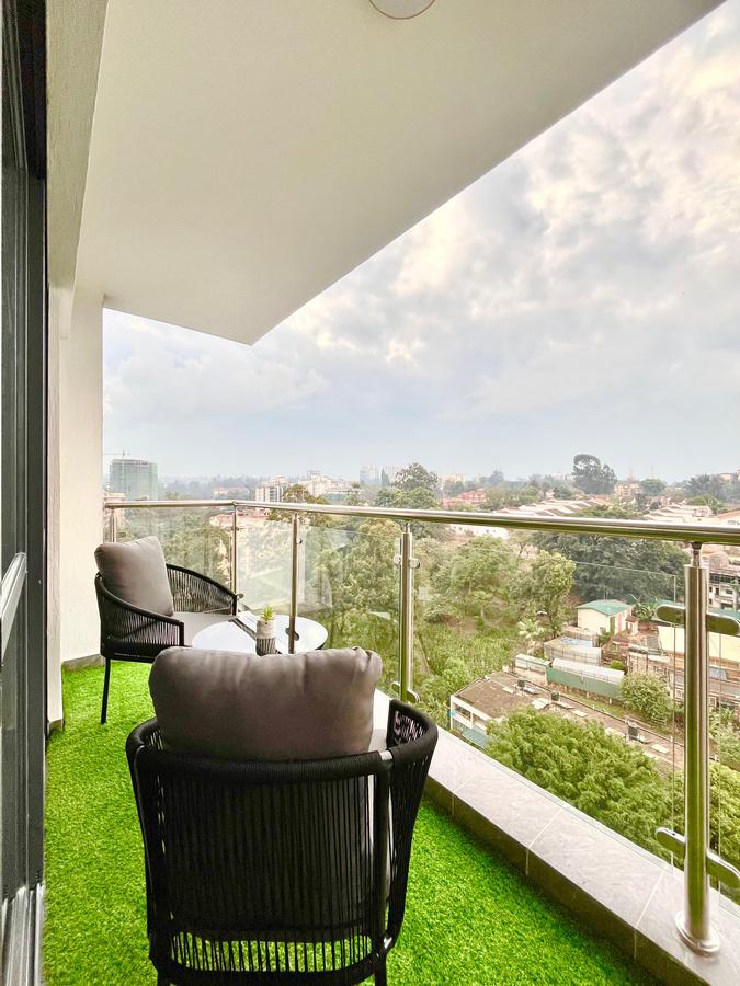 Serviced 2 Bed Apartment with En Suite at Riverside - 11