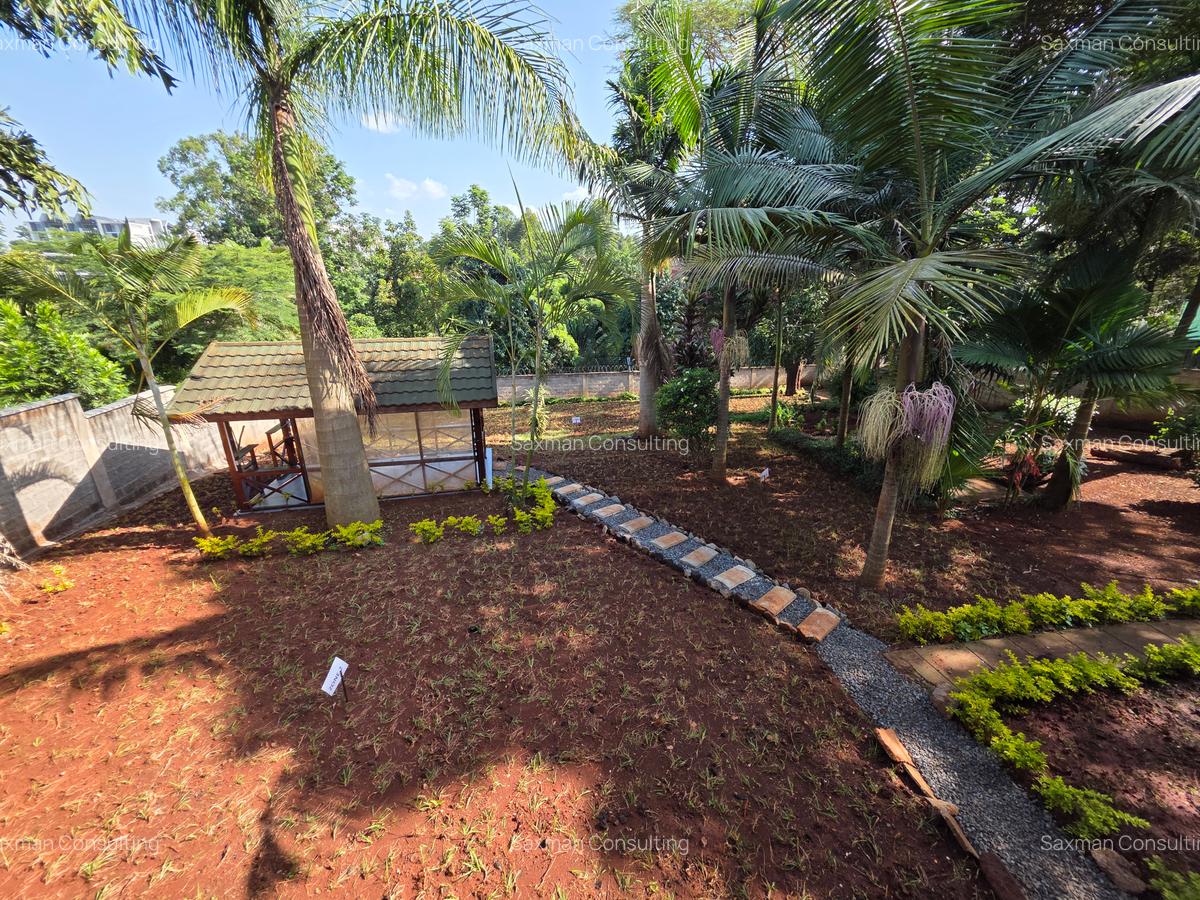 4 Bed House with En Suite in Runda - 16