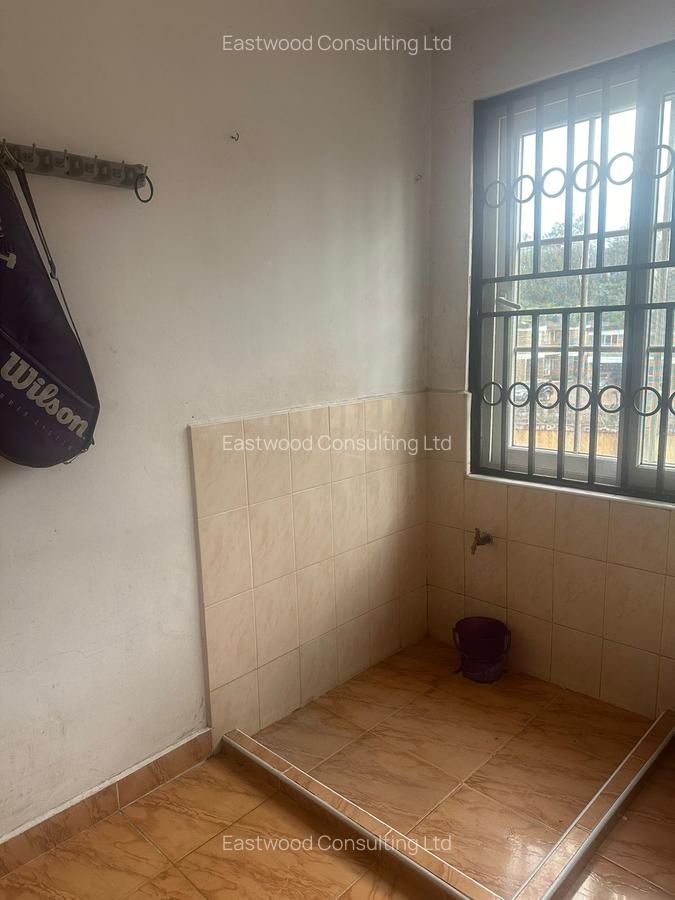 3 Bed Apartment with En Suite at Lantana Road - 11