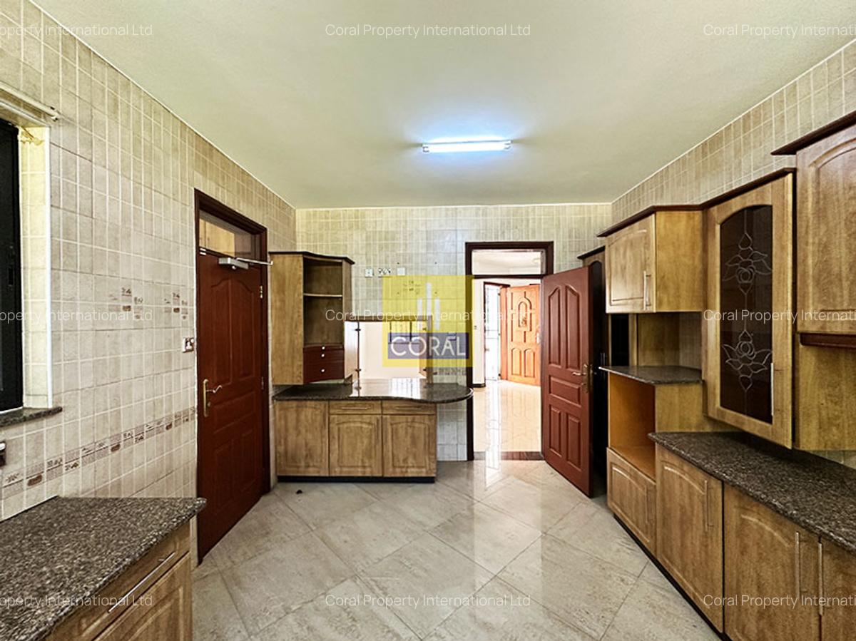 4 Bed Townhouse with Swimming Pool in Westlands Area - 4