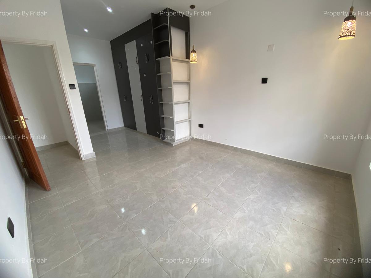3 Bed House with En Suite in Kitengela - 11