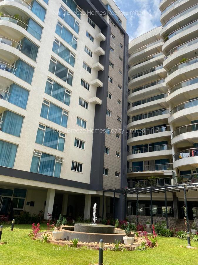 3 Bed Apartment with En Suite in Riverside - 5