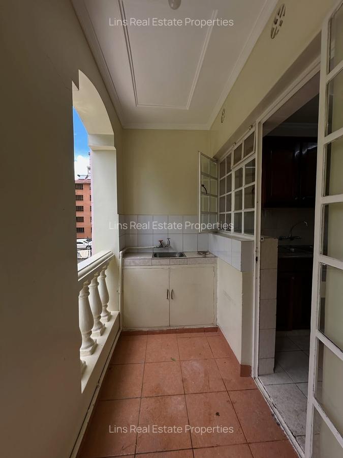 4 Bed Townhouse with En Suite in Lavington - 4
