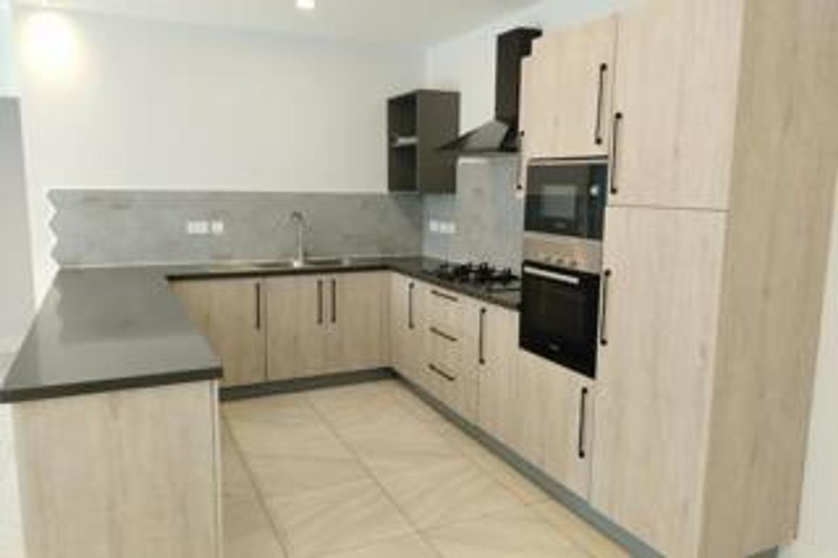 3 Bed Apartment with En Suite at Rhapta Road - 16