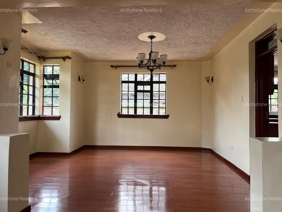 5 Bed House with En Suite in Runda - 5