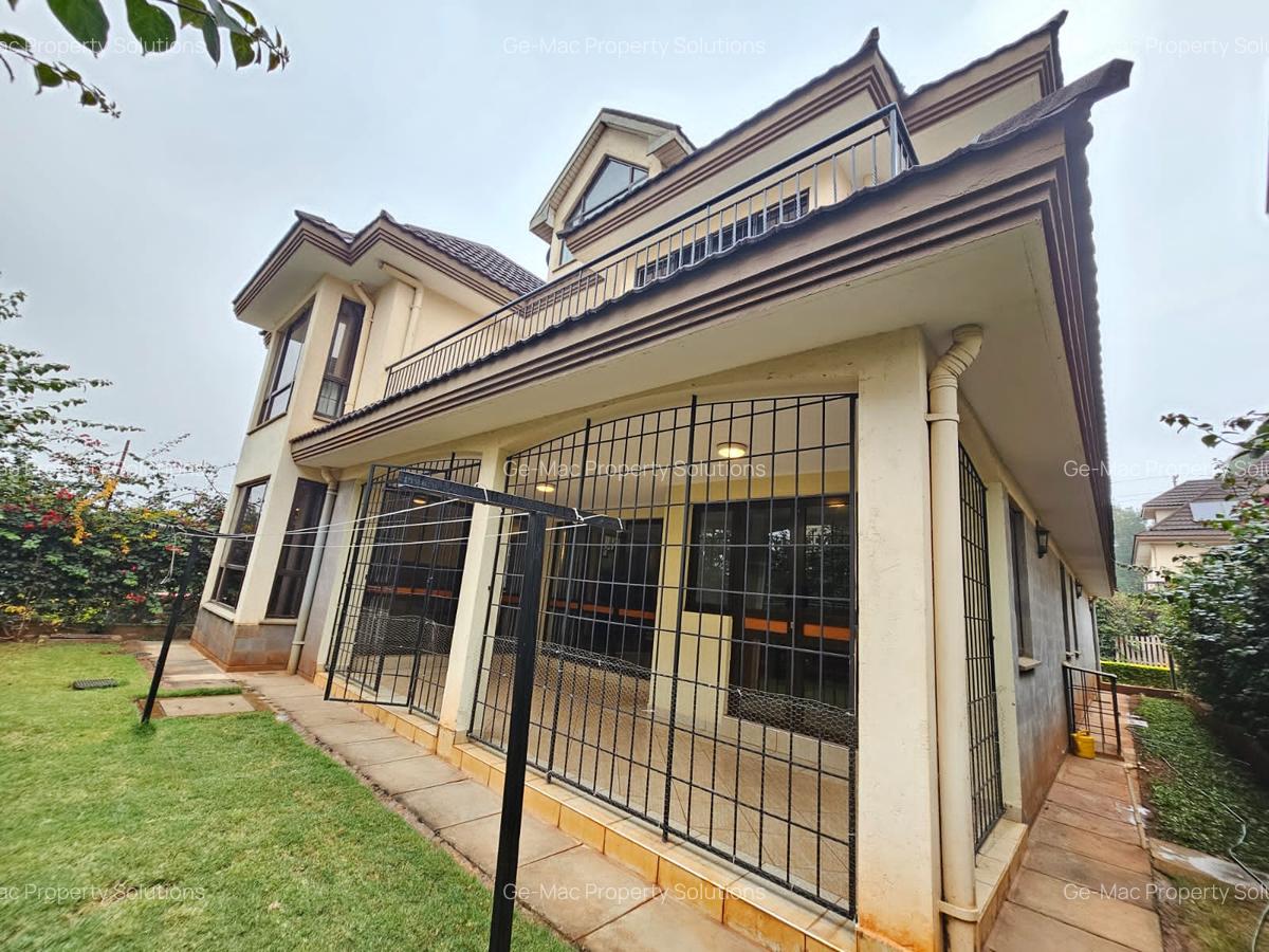 4 Bed House with En Suite in Runda - 3