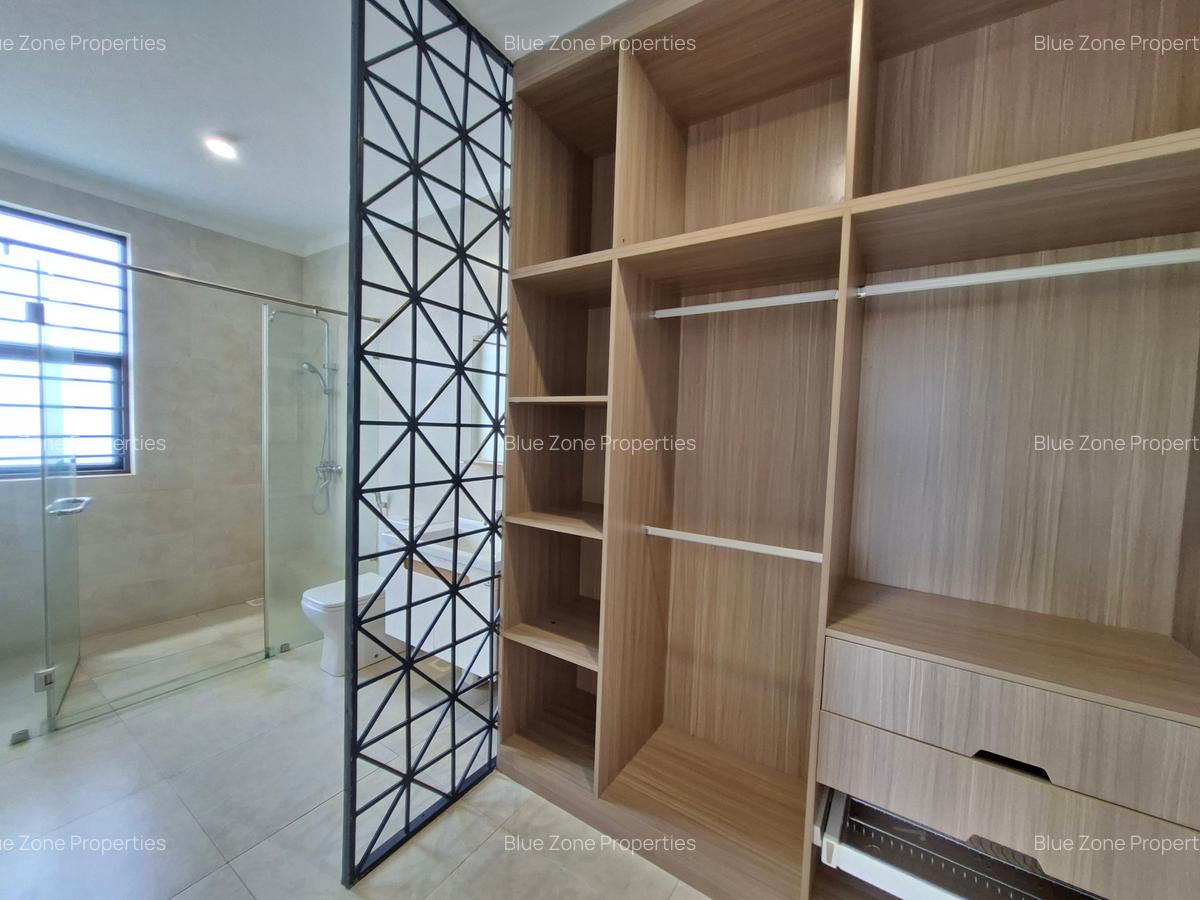 4 Bed Townhouse with En Suite at Off Glory Rd - 12