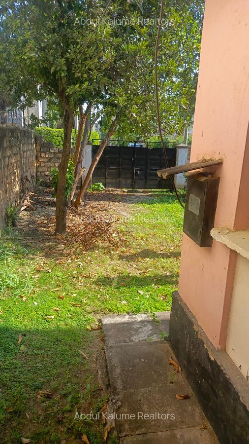 3 Bed Townhouse with En Suite in Bamburi - 4
