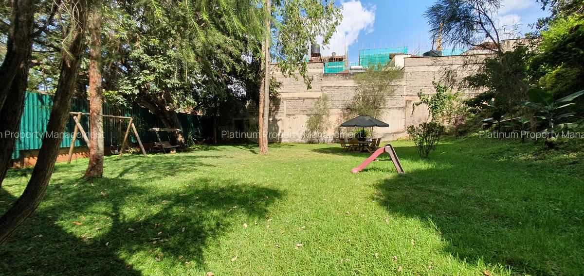 2 Bed Apartment with En Suite in Brookside - 19