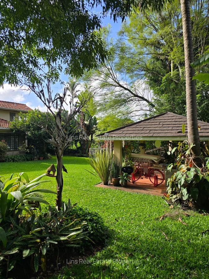 4 Bed House with En Suite in Spring Valley - 2