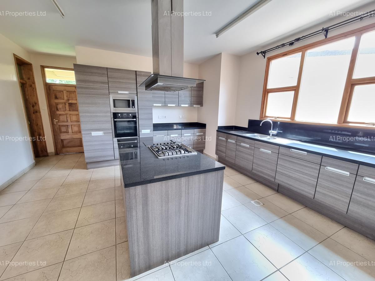 5 Bed Townhouse in Karen - 7