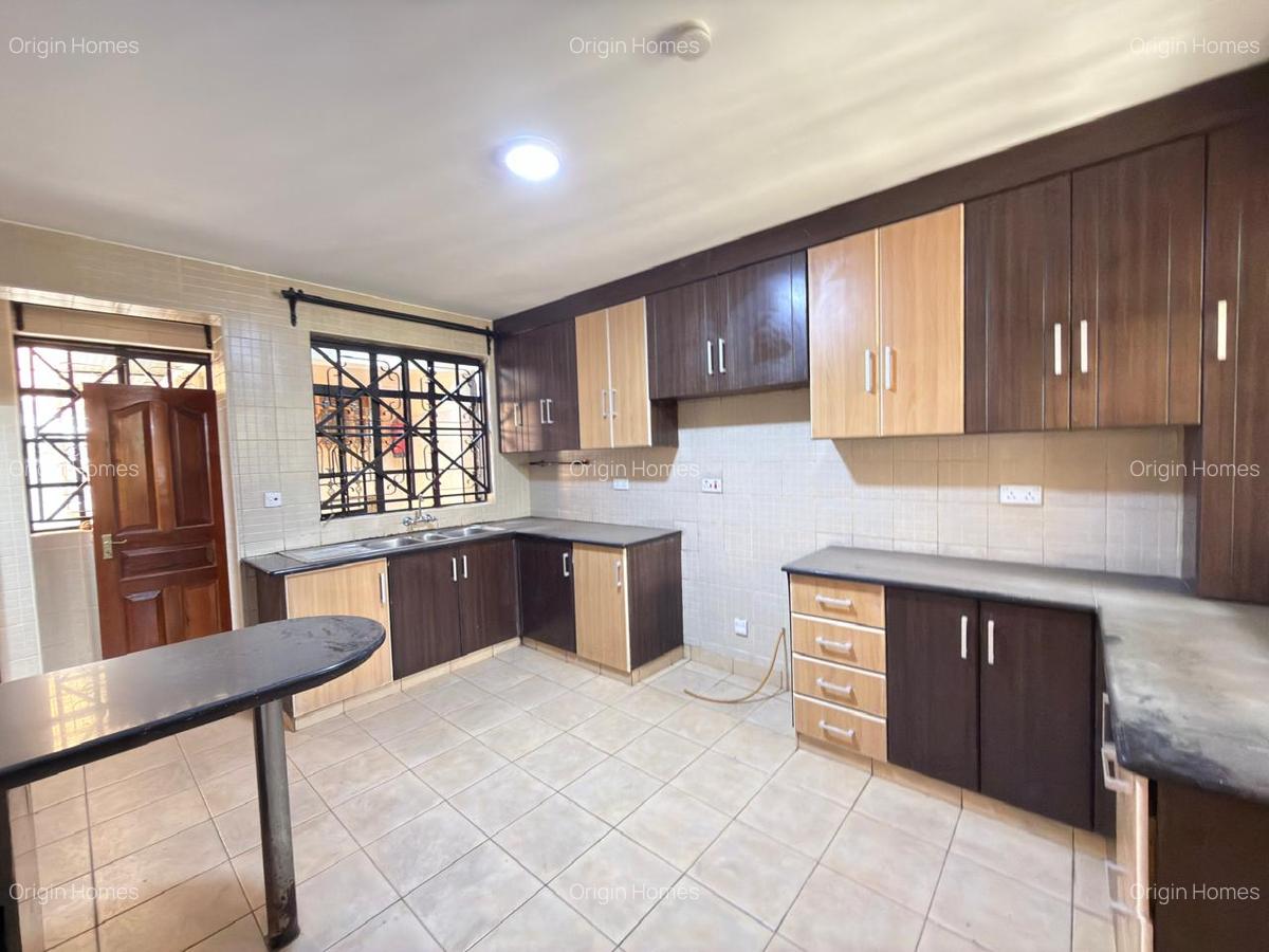 5 Bed Townhouse with En Suite at Kileleshwa - 7