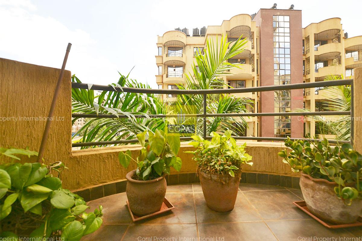 3 Bed Apartment in Parklands - 19