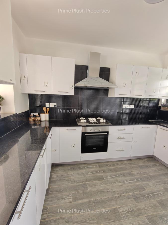 4 Bed House with En Suite in South C - 6