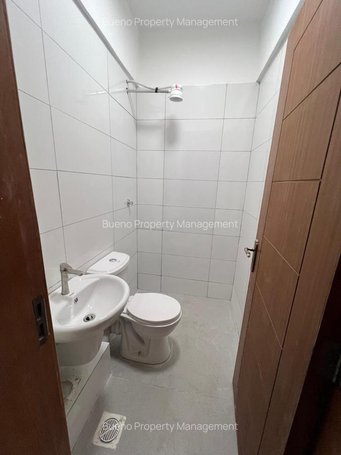 4 Bed Apartment with En Suite in Lavington - 5