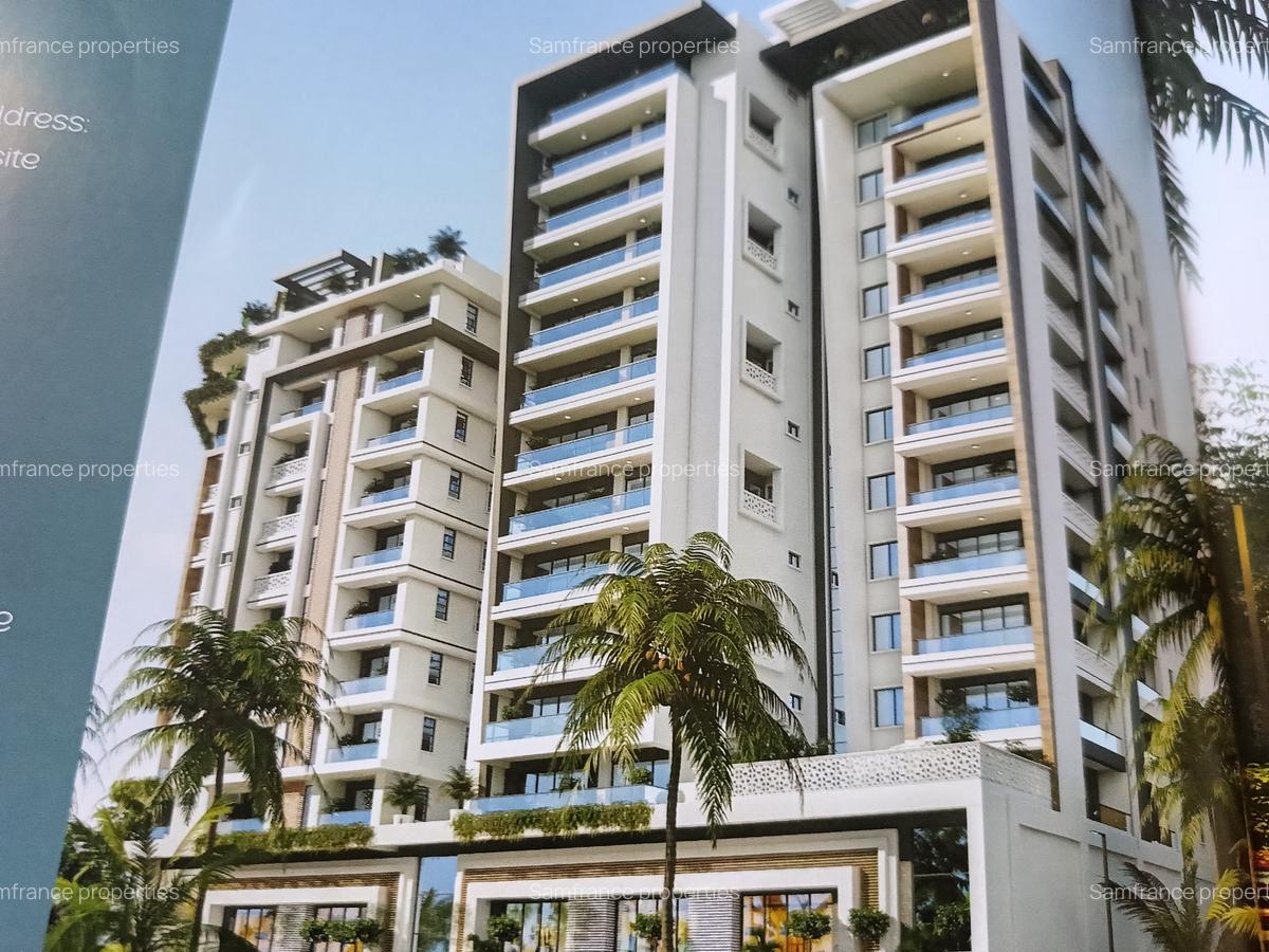 Serviced 3 Bed Apartment with En Suite at Links Road - 2