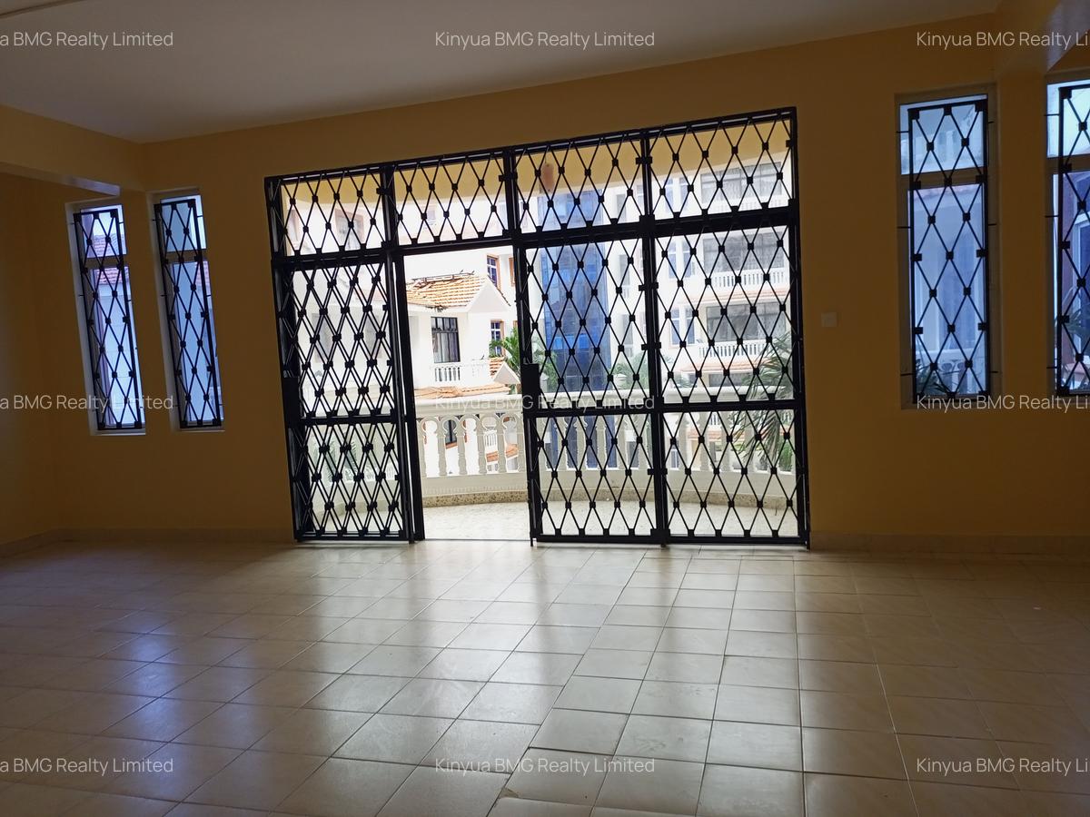 3 Bed Apartment with En Suite in Kizingo - 6